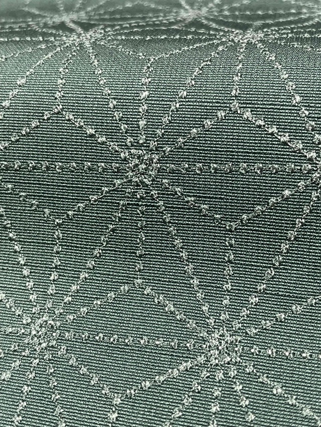 半衿刺繍