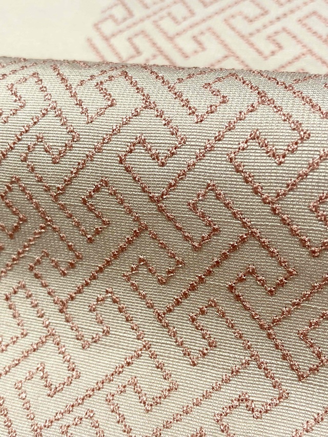 半衿刺繍